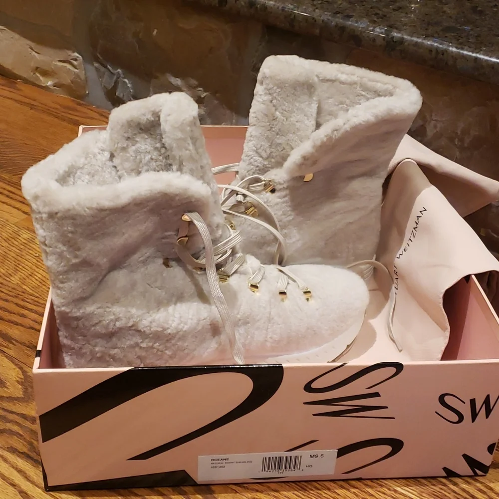 NWT 9.5 STUART WEITZMAN McKenzee BEIGE BOOTS - Picture 3 of 12